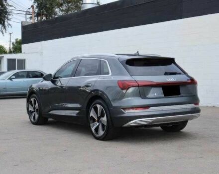 Серый Ауди Другая, объемом двигателя 0 л и пробегом 89 тыс. км за 13600 $, фото 6 на Automoto.ua