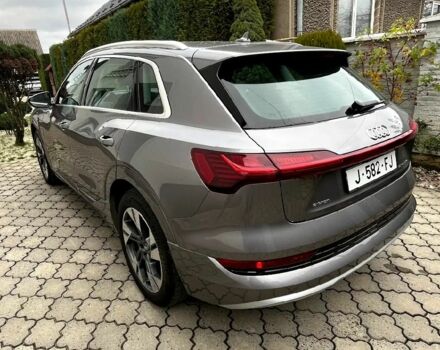 Серый Ауди Другая, объемом двигателя 0 л и пробегом 122 тыс. км за 27500 $, фото 1 на Automoto.ua