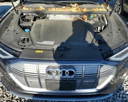 Серый Ауди Другая, объемом двигателя 0 л и пробегом 43 тыс. км за 9500 $, фото 11 на Automoto.ua