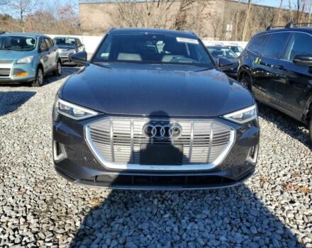 Серый Ауди Другая, объемом двигателя 0 л и пробегом 43 тыс. км за 9500 $, фото 4 на Automoto.ua