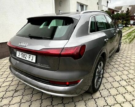 Серый Ауди Другая, объемом двигателя 0 л и пробегом 122 тыс. км за 27500 $, фото 2 на Automoto.ua