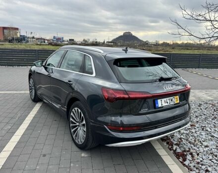 Серый Ауди Другая, объемом двигателя 0 л и пробегом 150 тыс. км за 24900 $, фото 3 на Automoto.ua