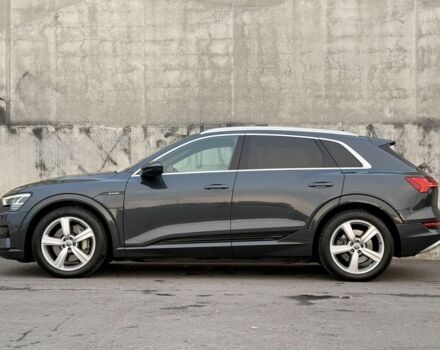 Серый Ауди Другая, объемом двигателя 0 л и пробегом 81 тыс. км за 34800 $, фото 6 на Automoto.ua