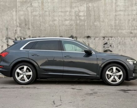 Серый Ауди Другая, объемом двигателя 0 л и пробегом 81 тыс. км за 34800 $, фото 7 на Automoto.ua