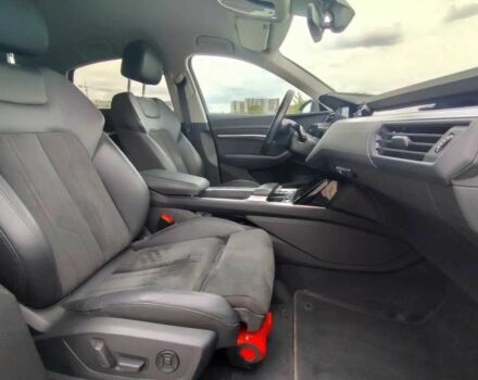 Серый Ауди Другая, объемом двигателя 0 л и пробегом 55 тыс. км за 21000 $, фото 8 на Automoto.ua