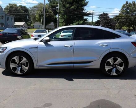 Сірий Ауді Інша, об'ємом двигуна 0 л та пробігом 12 тис. км за 20000 $, фото 3 на Automoto.ua