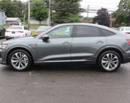 Сірий Ауді Інша, об'ємом двигуна 0 л та пробігом 13 тис. км за 37200 $, фото 4 на Automoto.ua