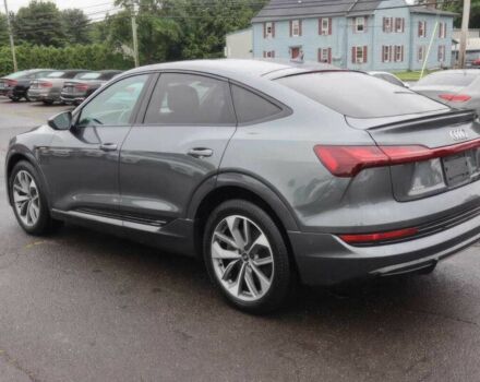 Сірий Ауді Інша, об'ємом двигуна 0 л та пробігом 13 тис. км за 37200 $, фото 7 на Automoto.ua