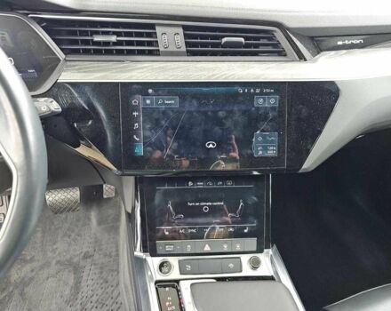 Серый Ауди Другая, объемом двигателя 0 л и пробегом 22 тыс. км за 30000 $, фото 5 на Automoto.ua