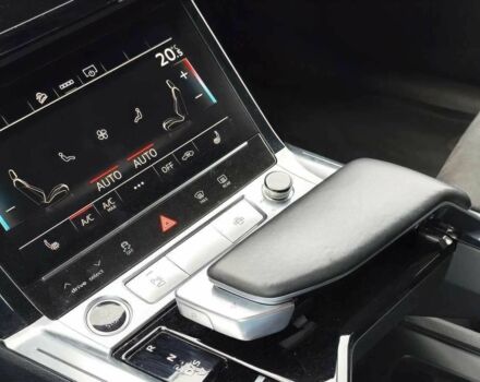 Сірий Ауді Інша, об'ємом двигуна 0 л та пробігом 56 тис. км за 26000 $, фото 12 на Automoto.ua