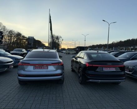 Серый Ауди Другая, объемом двигателя 0 л и пробегом 32 тыс. км за 41990 $, фото 20 на Automoto.ua