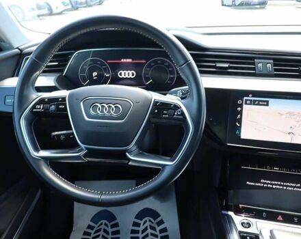 Сірий Ауді Інша, об'ємом двигуна 0 л та пробігом 12 тис. км за 20000 $, фото 9 на Automoto.ua