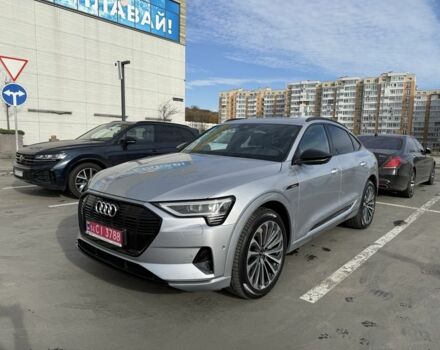 Серый Ауди Другая, объемом двигателя 0 л и пробегом 32 тыс. км за 41990 $, фото 4 на Automoto.ua