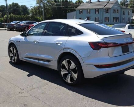 Сірий Ауді Інша, об'ємом двигуна 0 л та пробігом 12 тис. км за 20000 $, фото 5 на Automoto.ua