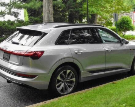 Сірий Ауді Інша, об'ємом двигуна 0 л та пробігом 12 тис. км за 20000 $, фото 4 на Automoto.ua