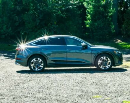 Серый Ауди Другая, объемом двигателя 0 л и пробегом 13 тыс. км за 31200 $, фото 4 на Automoto.ua