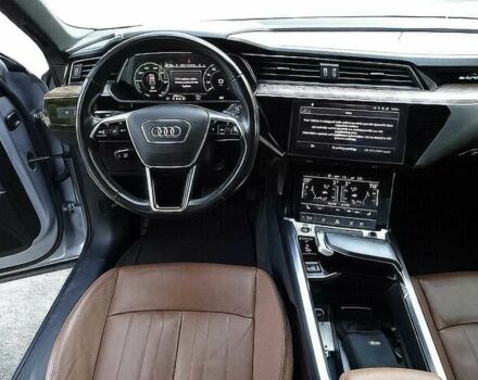 Серый Ауди Другая, объемом двигателя 0 л и пробегом 29 тыс. км за 23000 $, фото 7 на Automoto.ua