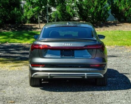 Серый Ауди Другая, объемом двигателя 0 л и пробегом 13 тыс. км за 31200 $, фото 6 на Automoto.ua