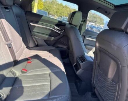 Серый Ауди Другая, объемом двигателя 0 л и пробегом 26 тыс. км за 18000 $, фото 12 на Automoto.ua