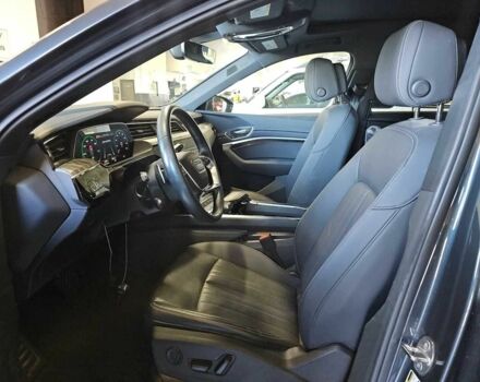 Серый Ауди Другая, объемом двигателя 0 л и пробегом 86 тыс. км за 25000 $, фото 8 на Automoto.ua