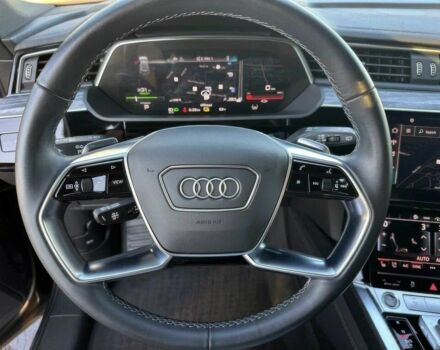 Сірий Ауді Інша, об'ємом двигуна 0 л та пробігом 18 тис. км за 20000 $, фото 13 на Automoto.ua