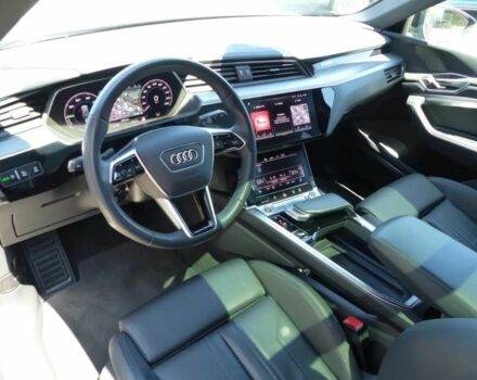 Серый Ауди Другая, объемом двигателя 0 л и пробегом 17 тыс. км за 31200 $, фото 9 на Automoto.ua