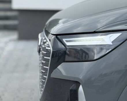 Серый Ауди Другая, объемом двигателя 1 л и пробегом 35 тыс. км за 25000 $, фото 11 на Automoto.ua