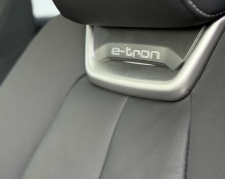 Серый Ауди Другая, объемом двигателя 1 л и пробегом 35 тыс. км за 25000 $, фото 17 на Automoto.ua