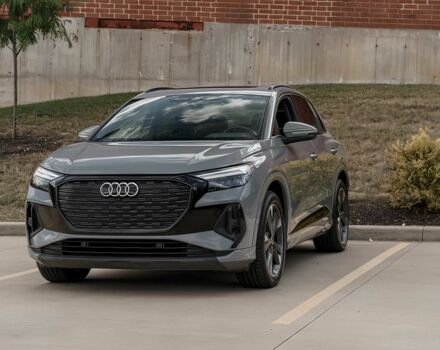 Сірий Ауді Інша, об'ємом двигуна 0 л та пробігом 25 тис. км за 17500 $, фото 2 на Automoto.ua