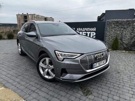 Сірий Ауді Інша, об'ємом двигуна 0 л та пробігом 101 тис. км за 35000 $, фото 1 на Automoto.ua