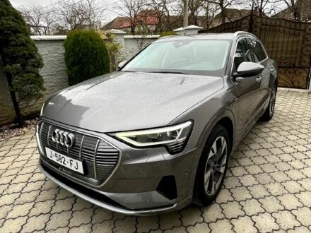 Серый Ауди Другая, объемом двигателя 0 л и пробегом 122 тыс. км за 27500 $, фото 1 на Automoto.ua