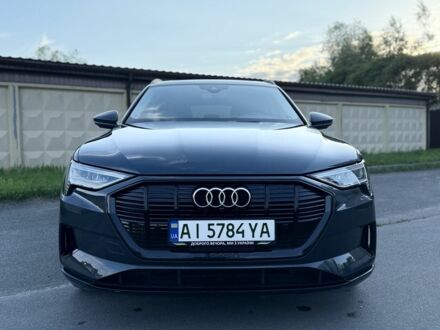 Ауді Інша 2021 у Ирпене на Automoto.ua Сірий Ауді Інша, об'ємом двигуна 0 л та пробігом 59 тис. км за 40000 $, фото 1 на Automoto.ua