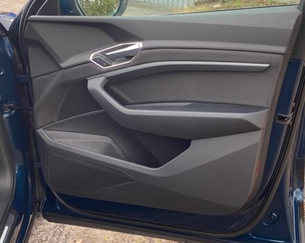 Синий Ауди Другая, объемом двигателя 0 л и пробегом 33 тыс. км за 30800 $, фото 11 на Automoto.ua