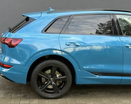Синій Ауді Інша, об'ємом двигуна 0 л та пробігом 63 тис. км за 33000 $, фото 6 на Automoto.ua