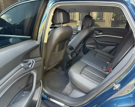 Синий Ауди Другая, объемом двигателя 0 л и пробегом 118 тыс. км за 29000 $, фото 6 на Automoto.ua