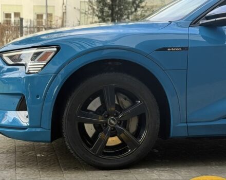 Синій Ауді Інша, об'ємом двигуна 0 л та пробігом 63 тис. км за 33000 $, фото 2 на Automoto.ua