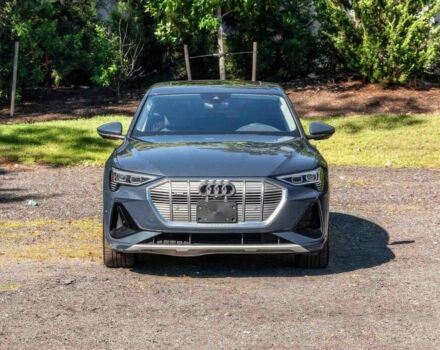 Синій Ауді Інша, об'ємом двигуна 0 л та пробігом 19 тис. км за 38000 $, фото 1 на Automoto.ua