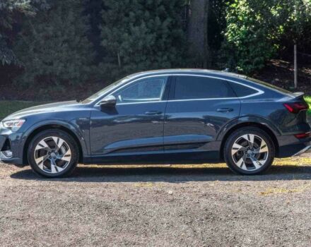 Синій Ауді Інша, об'ємом двигуна 0 л та пробігом 19 тис. км за 38000 $, фото 3 на Automoto.ua