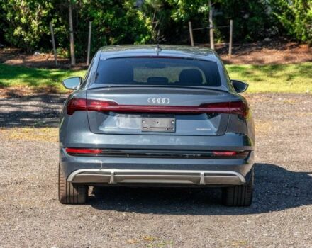 Синій Ауді Інша, об'ємом двигуна 0 л та пробігом 19 тис. км за 38000 $, фото 5 на Automoto.ua