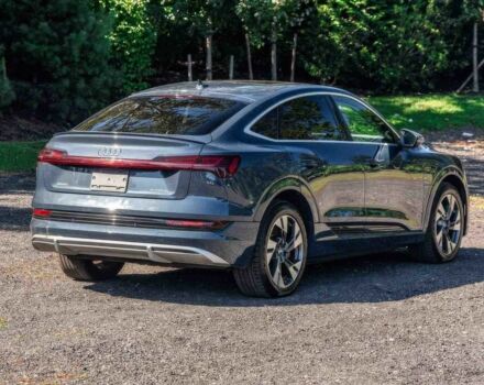 Синій Ауді Інша, об'ємом двигуна 0 л та пробігом 19 тис. км за 38000 $, фото 6 на Automoto.ua