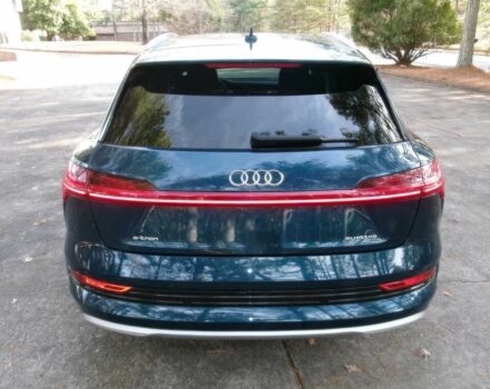 Синій Ауді Інша, об'ємом двигуна 0 л та пробігом 22 тис. км за 25800 $, фото 4 на Automoto.ua