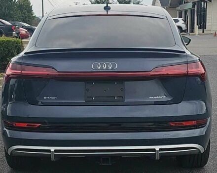 Синій Ауді Інша, об'ємом двигуна 0 л та пробігом 10 тис. км за 18000 $, фото 4 на Automoto.ua