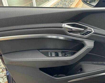 Синий Ауди Другая, объемом двигателя 0 л и пробегом 21 тыс. км за 31400 $, фото 10 на Automoto.ua