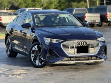 Ауди Другая 2022 в Львове на Automoto.ua Синий Ауди Другая, объемом двигателя 0 л и пробегом 28 тыс. км за 19300 $, фото 1 на Automoto.ua