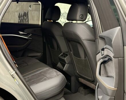 Зеленый Ауди Другая, объемом двигателя 0 л и пробегом 104 тыс. км за 39700 $, фото 12 на Automoto.ua