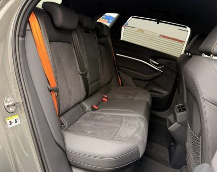 Зеленый Ауди Другая, объемом двигателя 0 л и пробегом 104 тыс. км за 39700 $, фото 13 на Automoto.ua