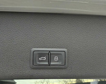 Белый Ауди E-Tron, объемом двигателя 0 л и пробегом 150 тыс. км за 28750 $, фото 41 на Automoto.ua