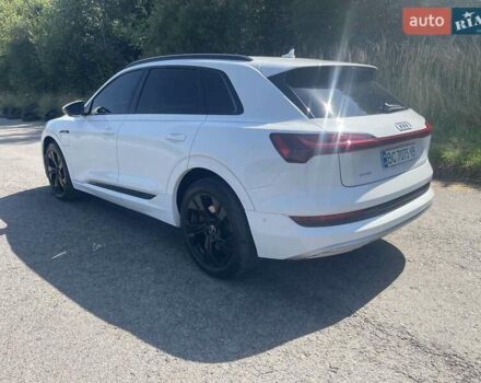 Белый Ауди E-Tron, объемом двигателя 0 л и пробегом 59 тыс. км за 30500 $, фото 7 на Automoto.ua