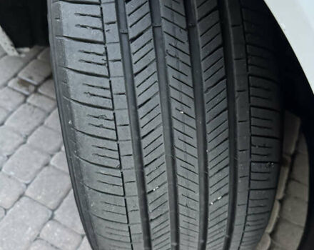 Белый Ауди E-Tron, объемом двигателя 0 л и пробегом 66 тыс. км за 26500 $, фото 22 на Automoto.ua