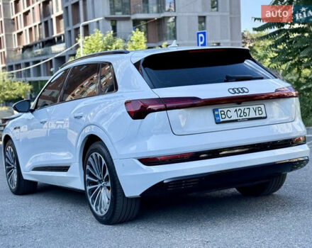 Білий Ауді E-Tron, об'ємом двигуна 0 л та пробігом 80 тис. км за 31400 $, фото 2 на Automoto.ua